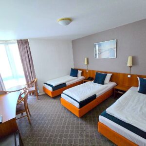 Dreibettzimmer